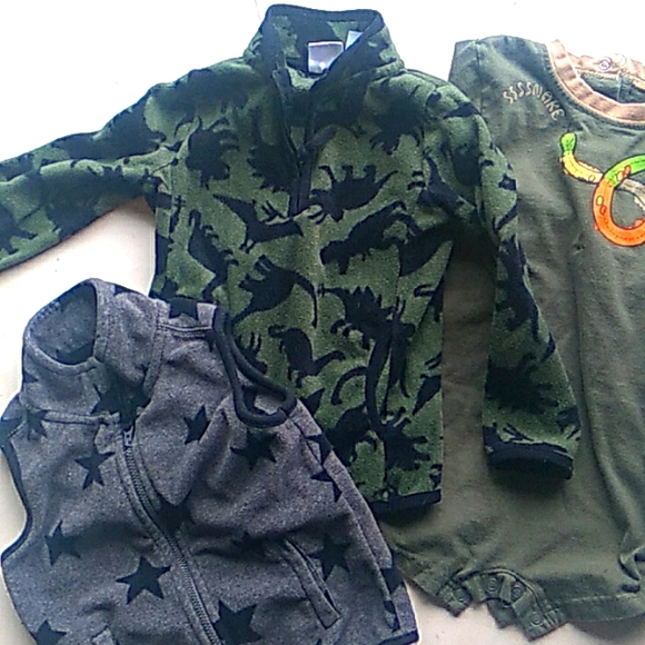 Carter’s Dinosaur Half-Zip Fleece Pullover and vest set - Picture 1 of 6